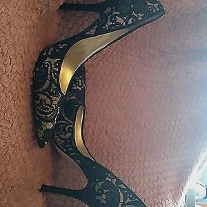 Black, Guess floral-laced, stilleto heels